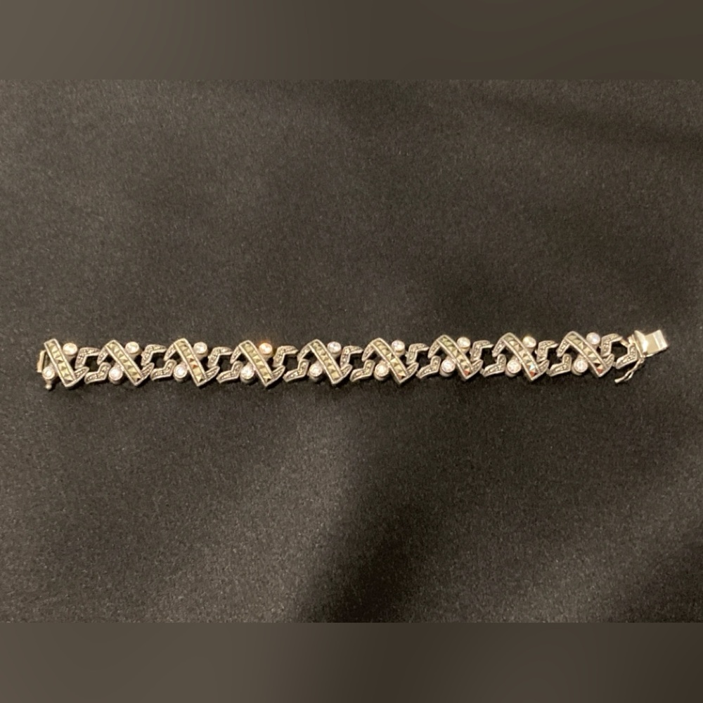 Beautiful Vintage Judith Jack Sterling Silver and Marcasite Link Bracelet 7"